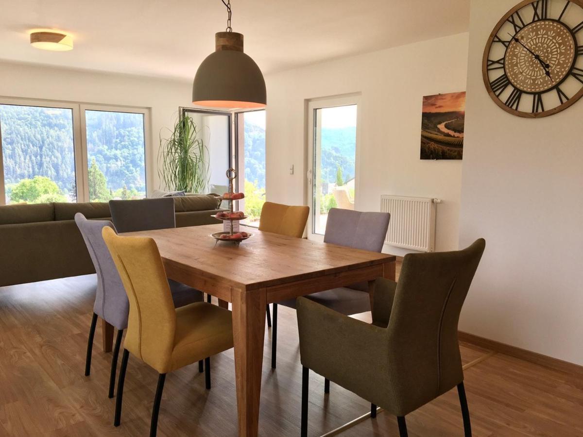 Neu - Premium-Ferienhaus Mosel-Sonne Трабен-Трарбах Экстерьер фото